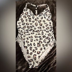 kona Sol Cheetah Print One Piece Swim Suit Size xl